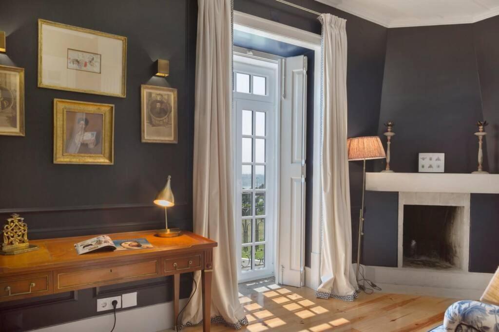 Villa Amazing 4 Bedroom With Pool, View & Garden Lisbon